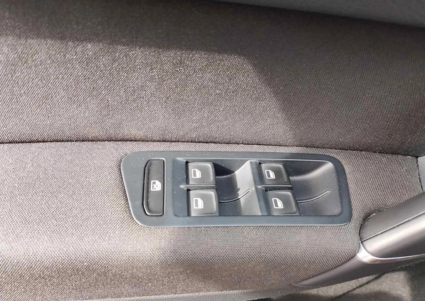 Volkswagen Golf Sportsvan cena 39999 przebieg: 165000, rok produkcji 2014 z Białystok małe 781
